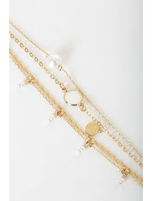 Lulus Charm Appeal Gold and Pearl Layered Bracelet