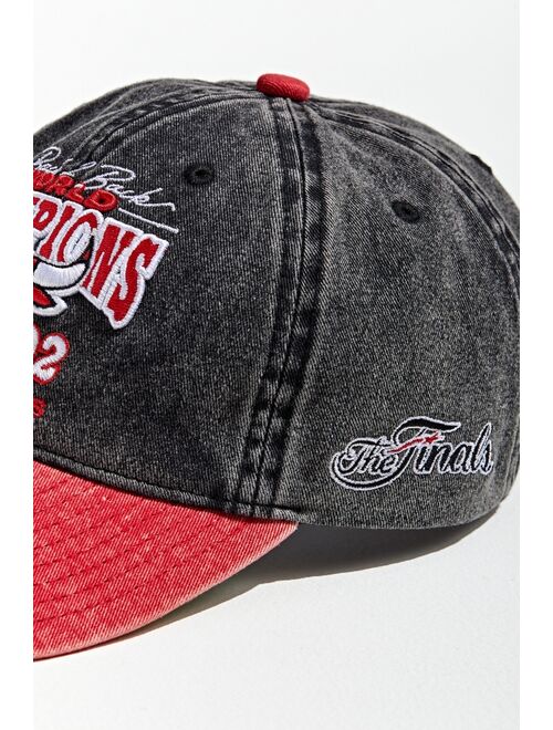Mitchell & Ness Chicago Bulls Back To Back Champs Retro Baseball Hat