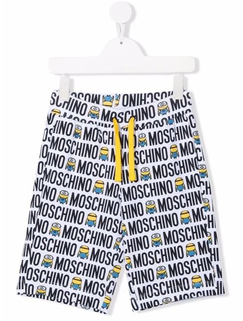 Moschino Kids Minions all-over logo print shorts