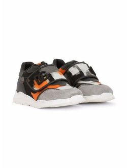 Kids camouflage-print touch-strap sneakers