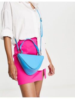 The Arrows bag in blue