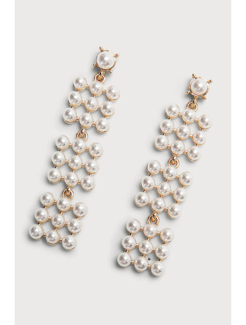 Lulus Pearl-fect Pick Gold Pearl Statement Earrings