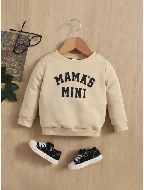 SHEIN Baby Letter Graphic Thermal Lined Sweatshirt