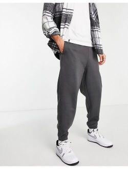 heavyweight oversized sweatpants in washed black