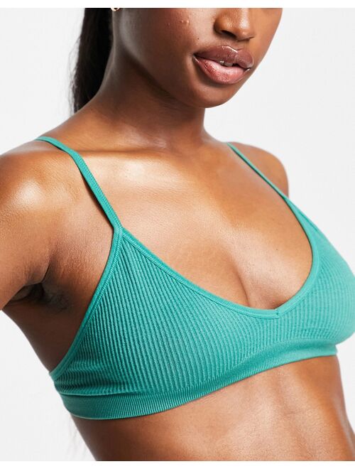 COTTON ON Cotton:On seamless triangle bra in green