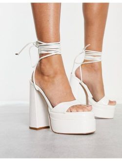 SIMMI Shoes Simmi London platform heeled sandals in white