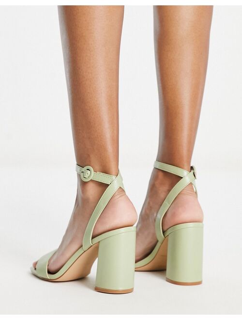 Raid Wink block heeled sandals in pale green