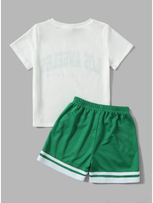 SHEIN Toddler Boys Letter Graphic Tee Contrast Tape Shorts