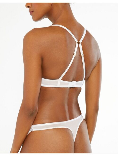 New Look thong in white