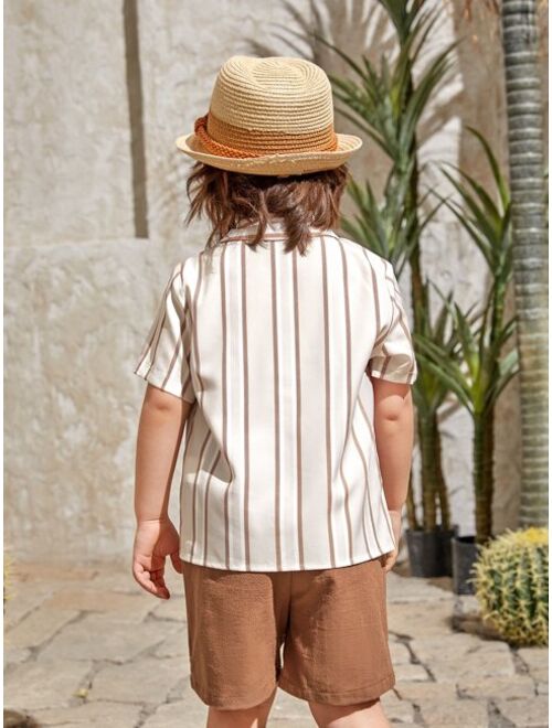 SHEIN Toddler Boys Notched Collar Button Up Striped Shirt Shorts