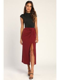 Simply in Style Wine Red Twist-Front Slit Midi Skirt