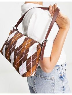 argyle print shoulder bag in brown