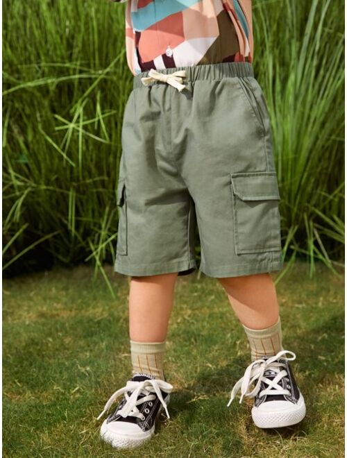 SHEIN Toddler Boys Drawstring Flap Pocket Shorts