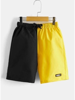 Boys Patched Detail Spliced Drawstring Waist Shorts