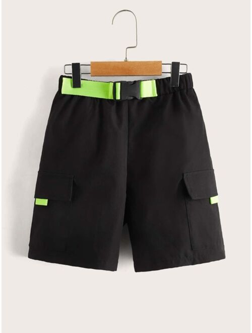 SHEIN Boys Flap Pocket Push Buckle Elastic Waist Shorts