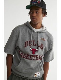 Chicago Bulls NA Short Sleeve Hoodie Sweatshirt