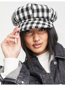 Urban Revivo baker boy hat in black and white plaid