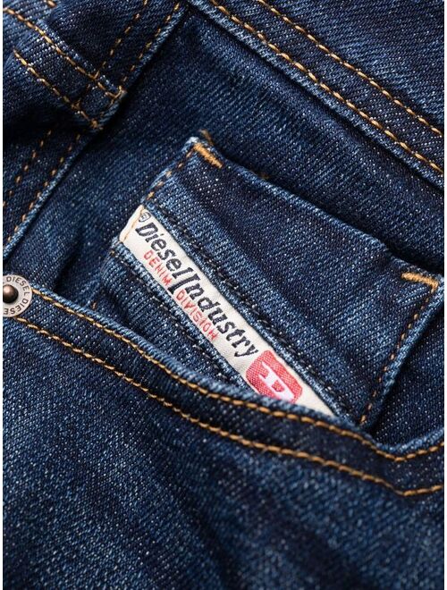 Diesel 2004 09B90 tapered jeans