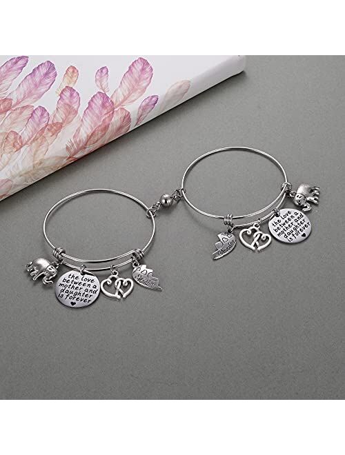 MIXJOY Mother Daughter Love Bracelet Mom Son Heart Keychain Stepmom Stepdad Key Chain New Mommy to be Keyring