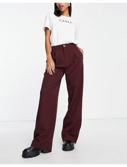 tailored dad pants in wine