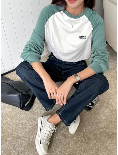 DAZY Letter Patched Colorblock Raglan Sleeve Tee