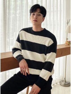 Men Striped Two Tone Drop Shoulder Sweater