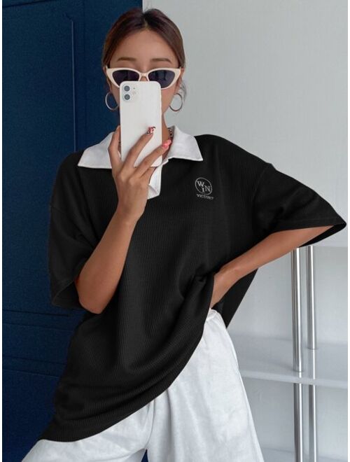 DAZY Letter Embroidery Drop Shoulder Tee