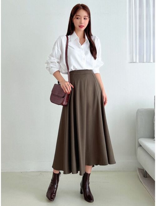 DAZY Solid Long Flare Skirt