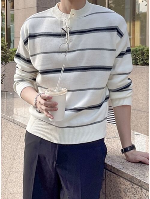 DAZY Men Striped Pattern Button Half Placket Sweater