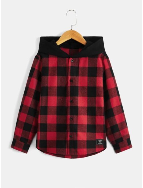 SHEIN Boys Buffalo Plaid Letter Patched Hooded Shirt
