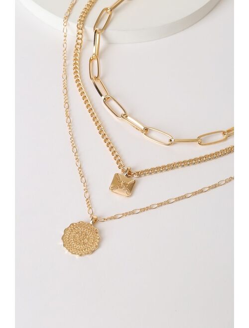 Lulus Iconic Image 18KT Gold Layered Necklace Set