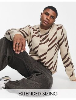 knit geo print sweater in beige & brown