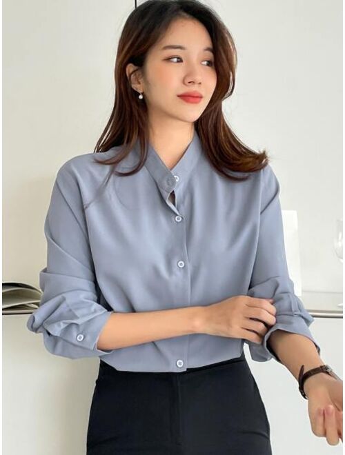 DAZY Solid Button Front Blouse