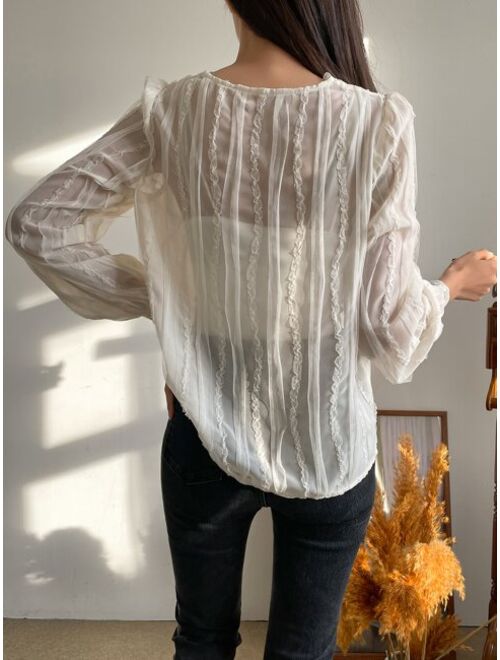 DAZY Embroidery Mesh Puff Sleeve Blouse