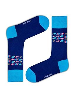 organic cotton colorful fun novelty crew socks (School of Fish, 6-9, Blue)