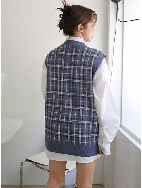 DAZY Plaid Pattern Sweater Vest Without Blouse