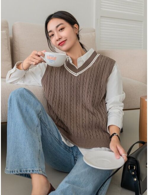 DAZY Striped Trim Cable Knit Sweater Vest Without Blouse