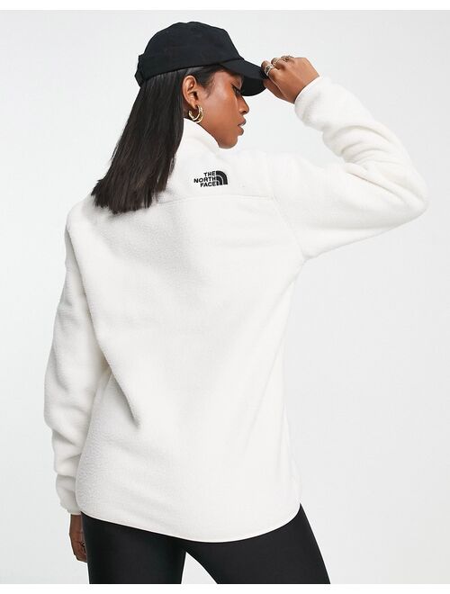 The North Face Shispare sherpa 1/4 zip fleece in off white - Exclusive at ASOS