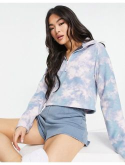 Glacier cropped fleece 1/4 zip in lavender dye print