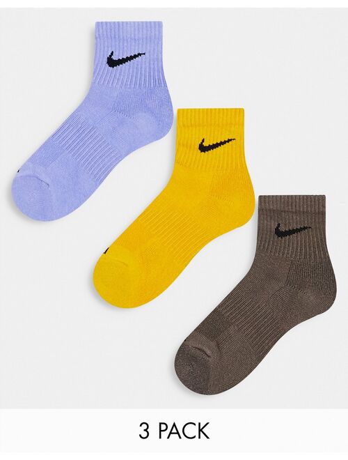 Nike Everyday Plus Cushioned 3 pack ankle socks in multi
