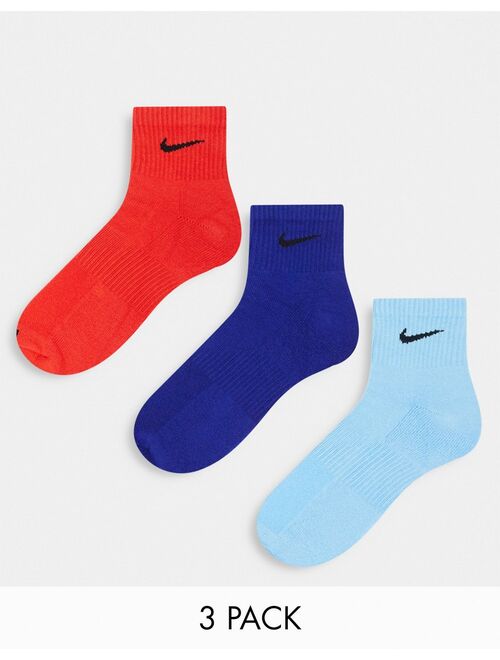Nike Everyday Plus 3 pack quarter socks in multi
