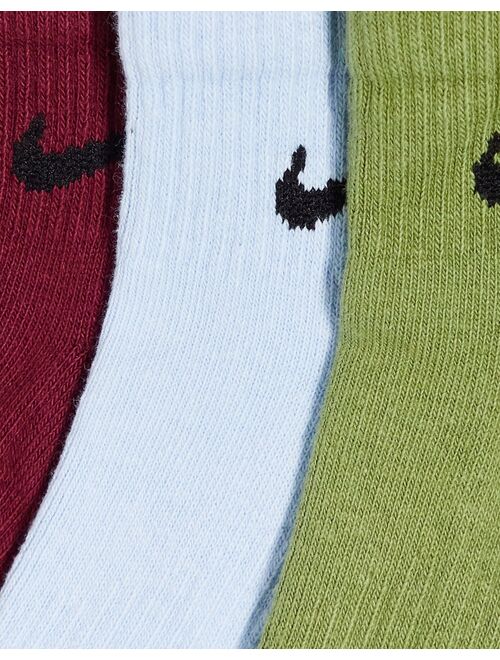 Nike Everyday Plus 3 pack quarter socks in multi