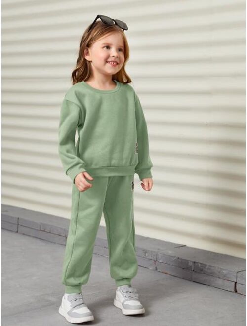 SHEIN Toddler Girls Slogan Patched Detail Drop Shoulder Sweatshirt & Sweatpants