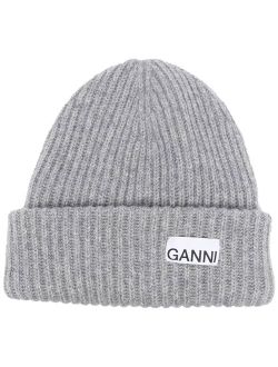 logo-patch rib-knit beanie