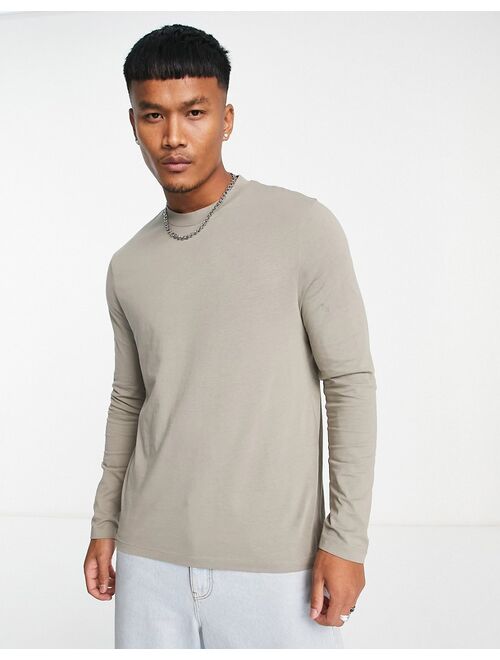 ASOS DESIGN long sleeve T-shirt with crew neck in light brown
