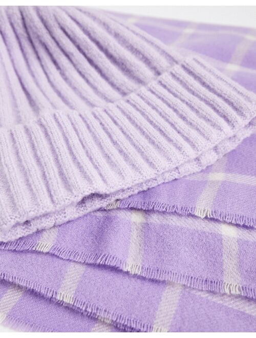 Pieces Christmas gifting scarf & beanie gift box set in lilac
