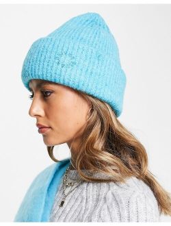 ribbed beanie in blue