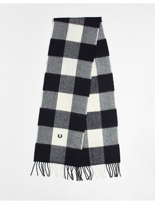 Fred Perry gingham plaid scarf in black