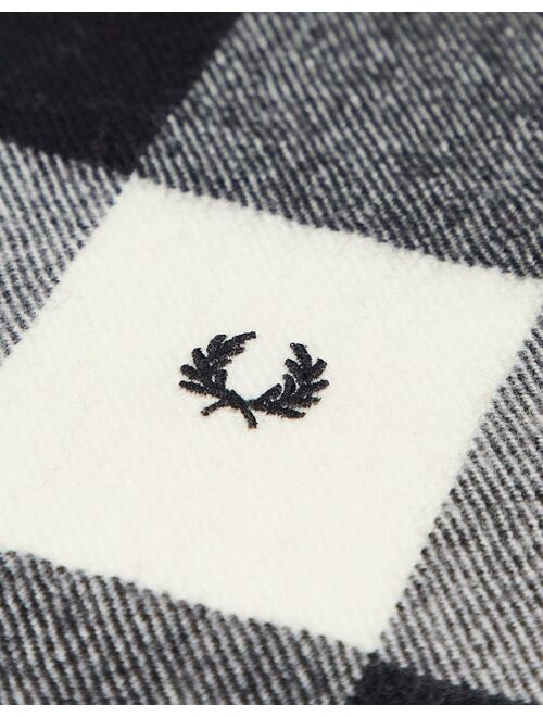 Fred Perry gingham plaid scarf in black
