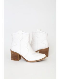 Dirty Laundry Unite White Snake Ankle Booties